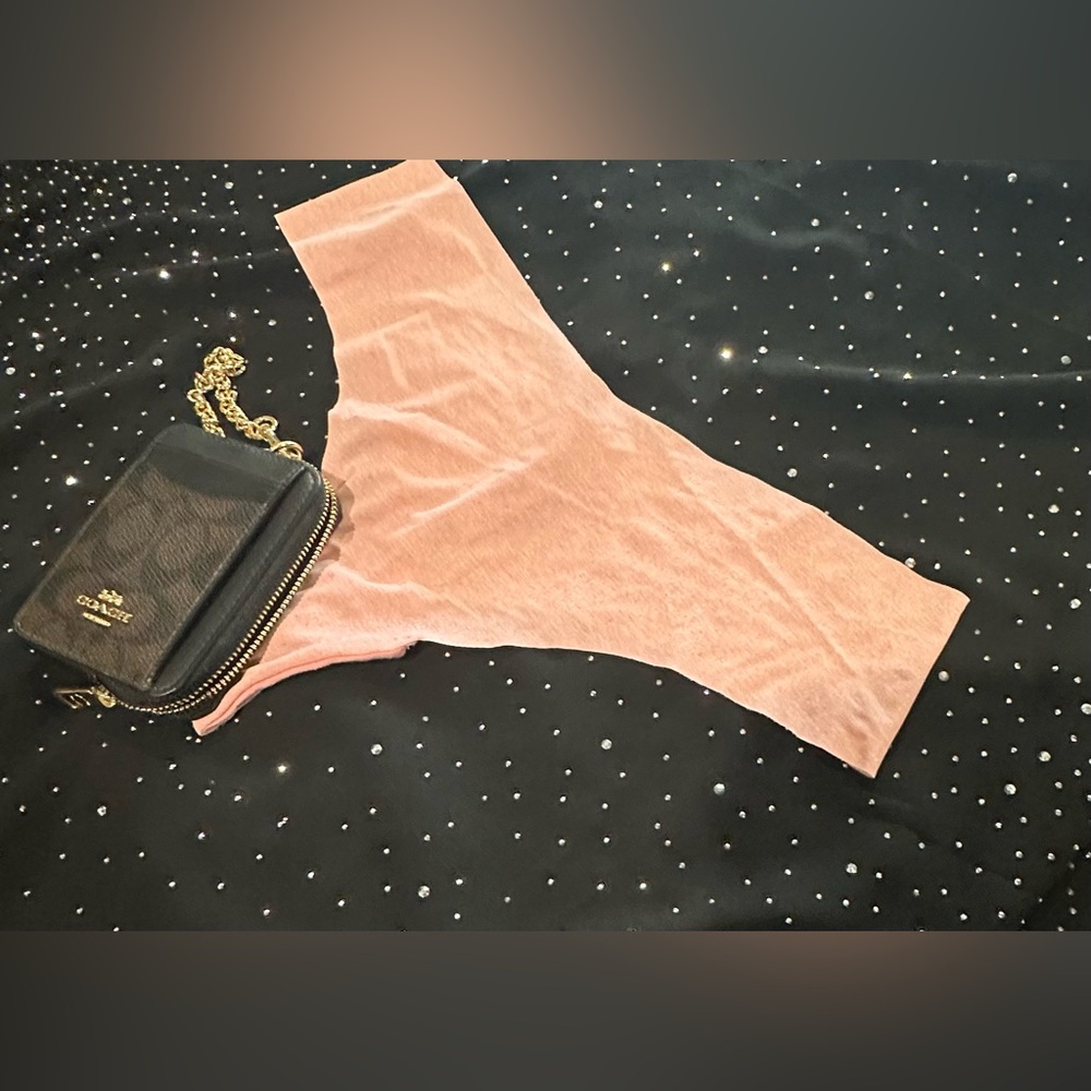 Victoria's Secret Pink Thong